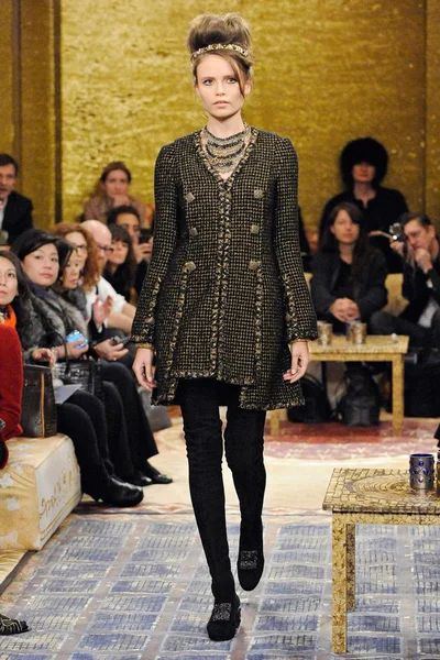 Look 6